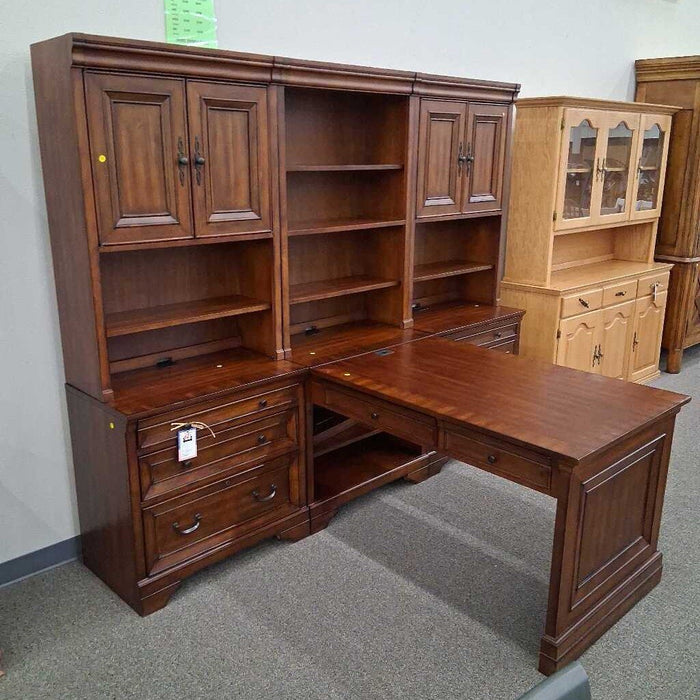 Aspen Home 7pc Cherry Partners Desk