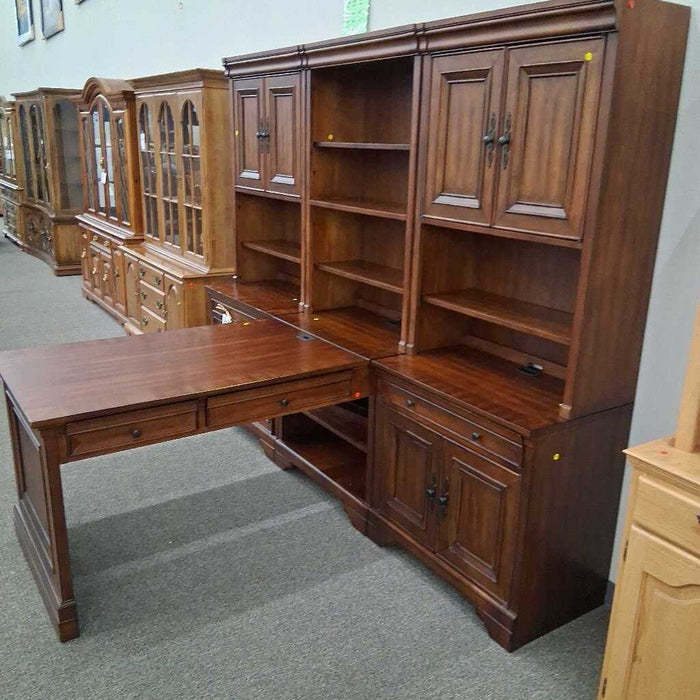 Aspen Home 7pc Cherry Partners Desk