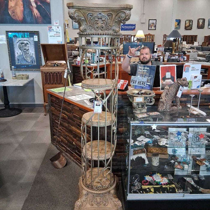 Pulaski Metal Columb Plant Stand