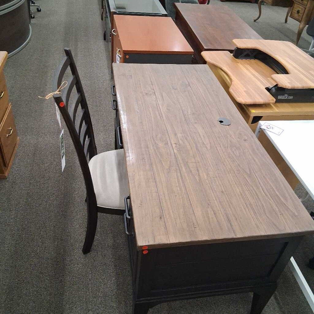 Consignment Furniture
