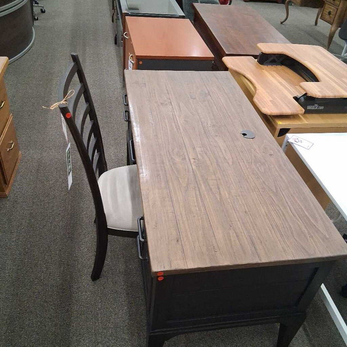 Kincaid 2 Tone Executive Desk w/ Chair