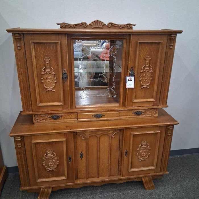 Wood 2 Pc Vintage Hutch