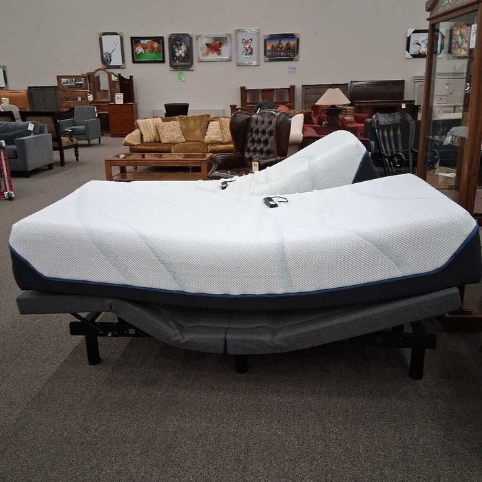 Twin Adj Base w/ Tempurpedic Mattress