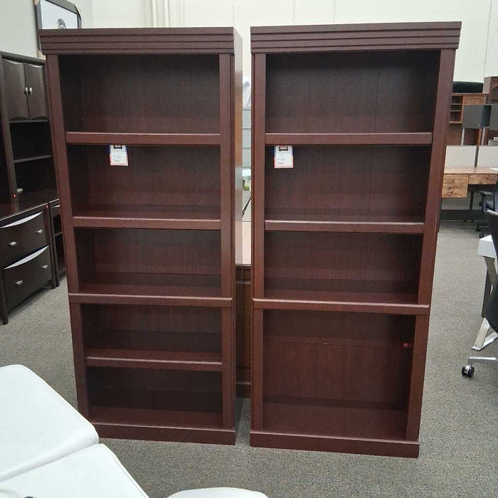 Med. Cherry Bookshelf