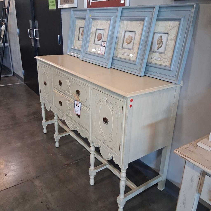 Vintage Cream Buffet
