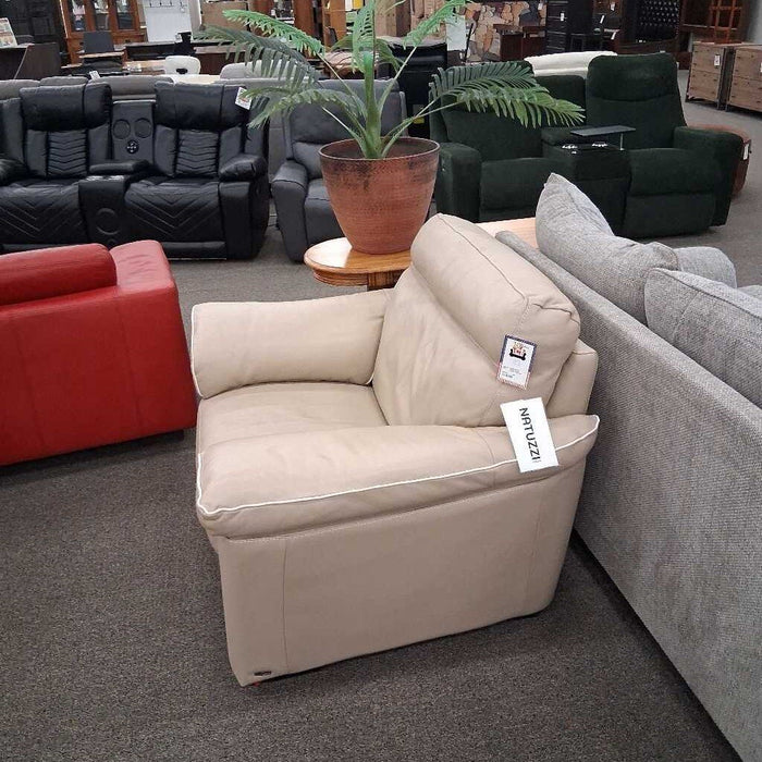 Natuzzi Cream Leather Club Chair