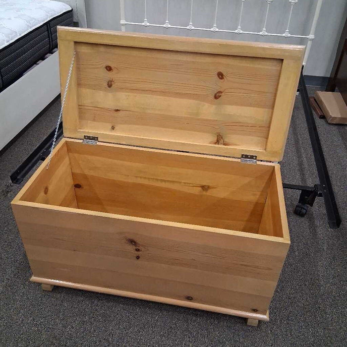 Pine Toy Box
