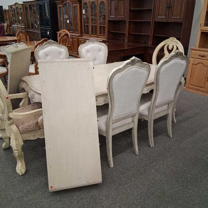 White Dining Table w/ 2L 6Ch