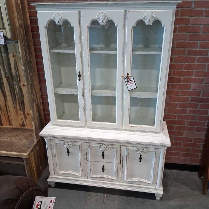 White Hutch w/ Cabinet