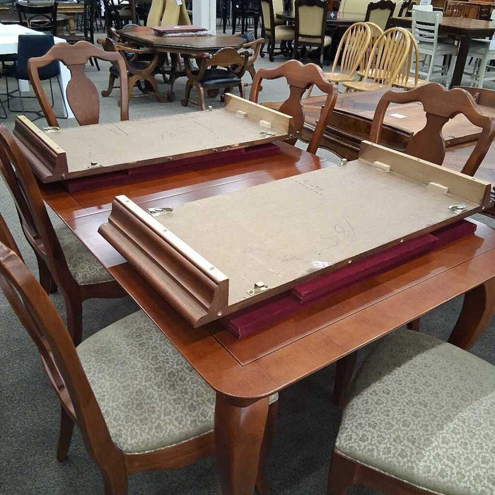 Thomasville Dining Table w/ 2L & 6 Ch
