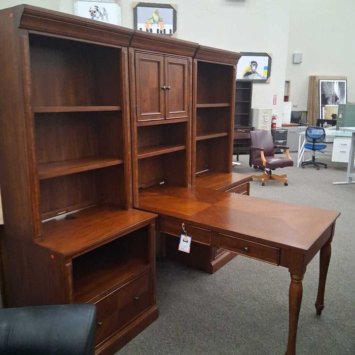 6 Piece Cherry Partners Desk