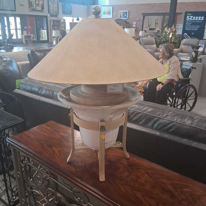Potted Lamp w/ Metallic Shade