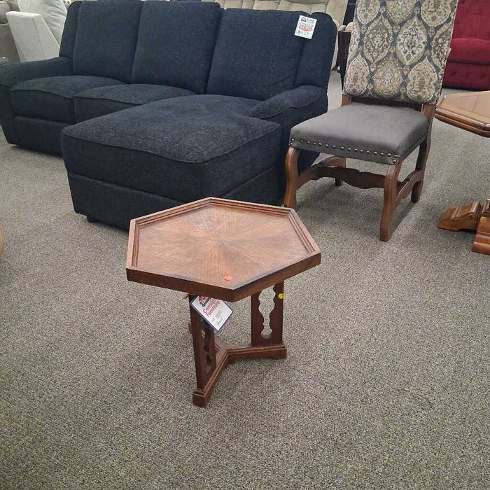 Ricardo Lynn Haxagonal Side Table
