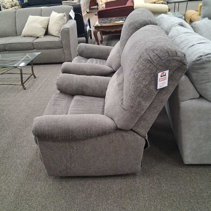 Ashley "Dorsten" Gray Rocker Recliner