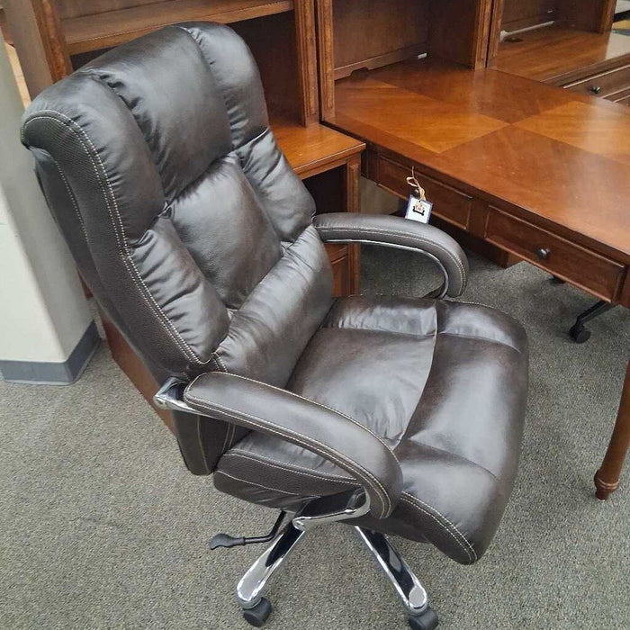 Plush Brown Office Chair (Wear on Back)