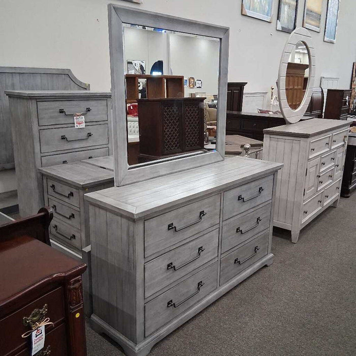 Gray Queen 6 Pc Bedroom Set