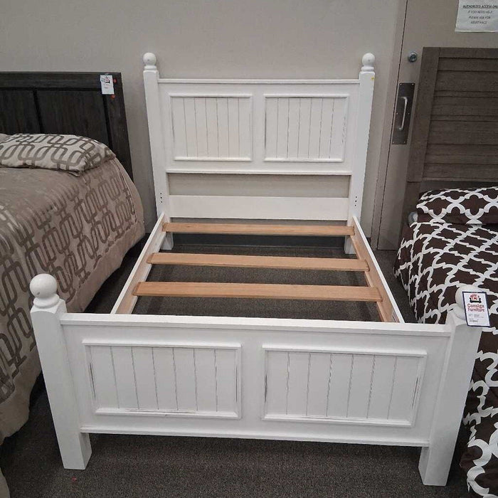 Full White Bedframe w/ Slats