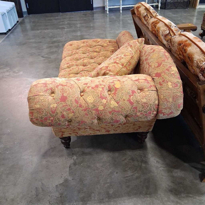 Red Pattern Fainting Couch