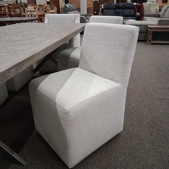 Bernheart Dining Table w/ 6 White Chairs