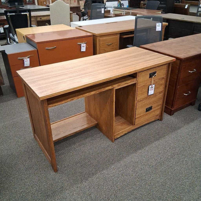 Craftmans Style Oak Desk