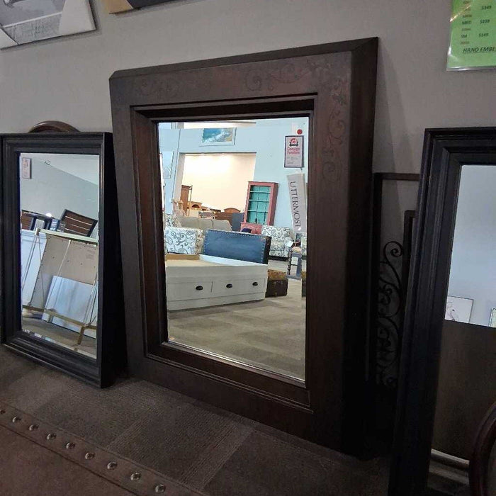 Uttermost Large Brn Mirror (Chipped Frame)
