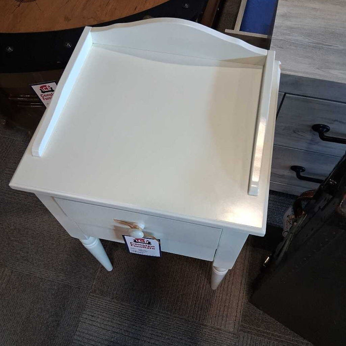 Pottery Barn White 2 Dwr Nightstand