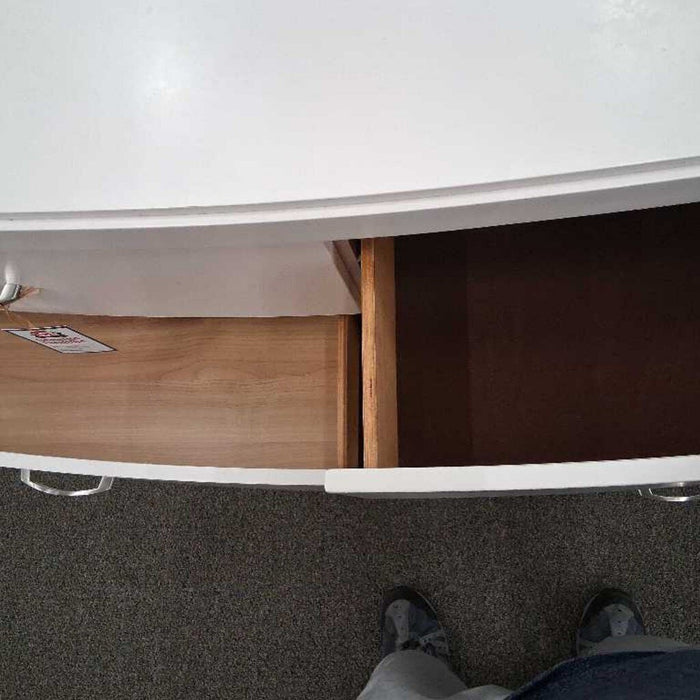 White 6 Dwr Dresser w/ Mirror