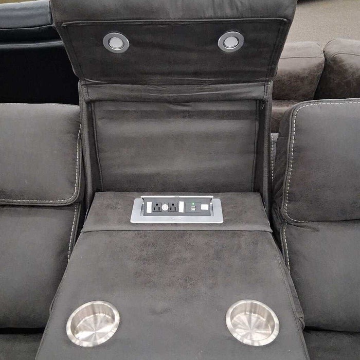 Gray Fabric Pwr Sofa w/ Tbl