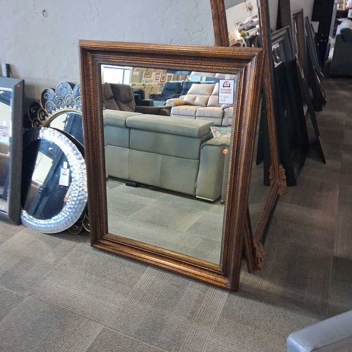 Large Gold Frame Mirror (Cracked Frame)