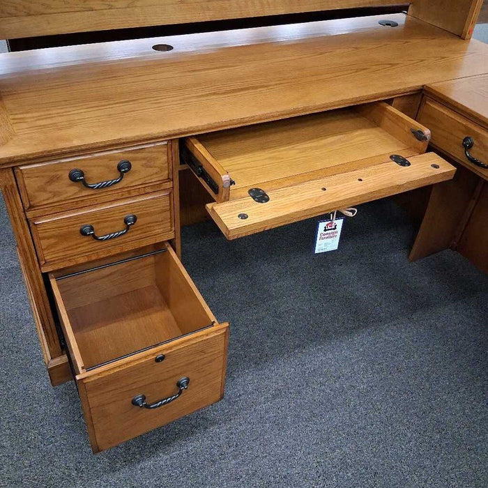 Golden Oak L Shape Desk w/ Hutch