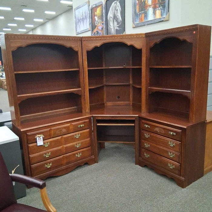 Broyhill Cherry 6 Pc Corner Desk Unit