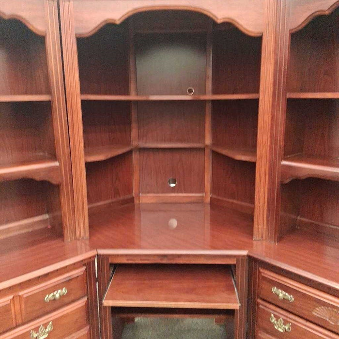 Broyhill Cherry 6 Pc Corner Desk Unit