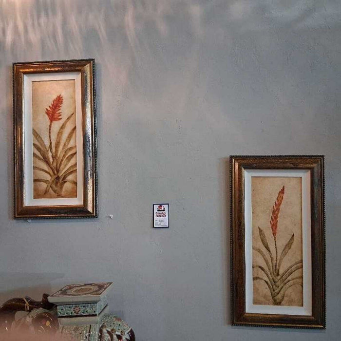 Set of 2 Gold Frame Botanical Prints