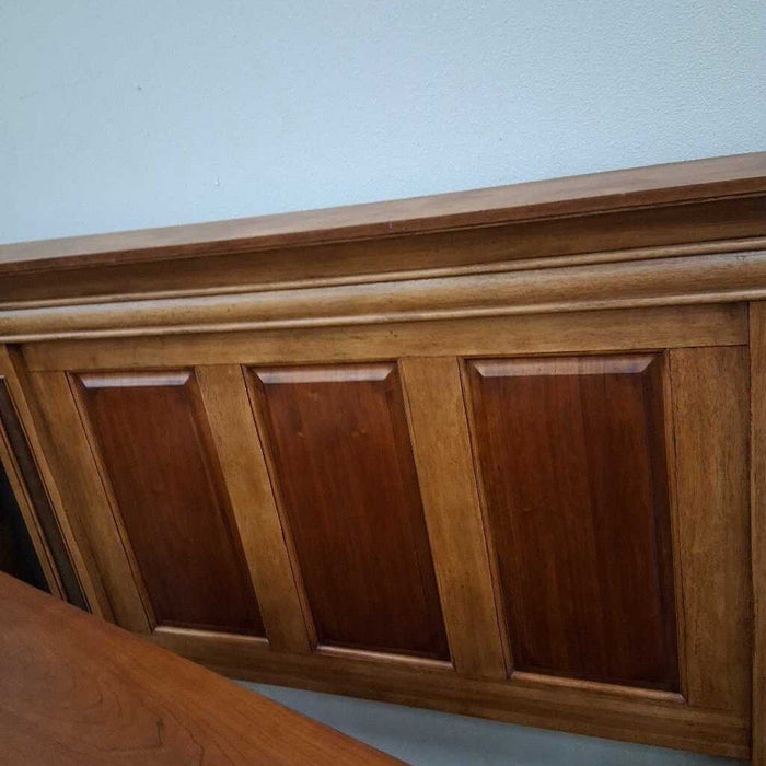Klaussner 6 Pc Cherry Bedroom Set
