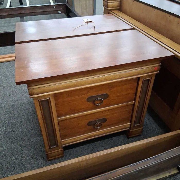 Klaussner 6 Pc Cherry Bedroom Set