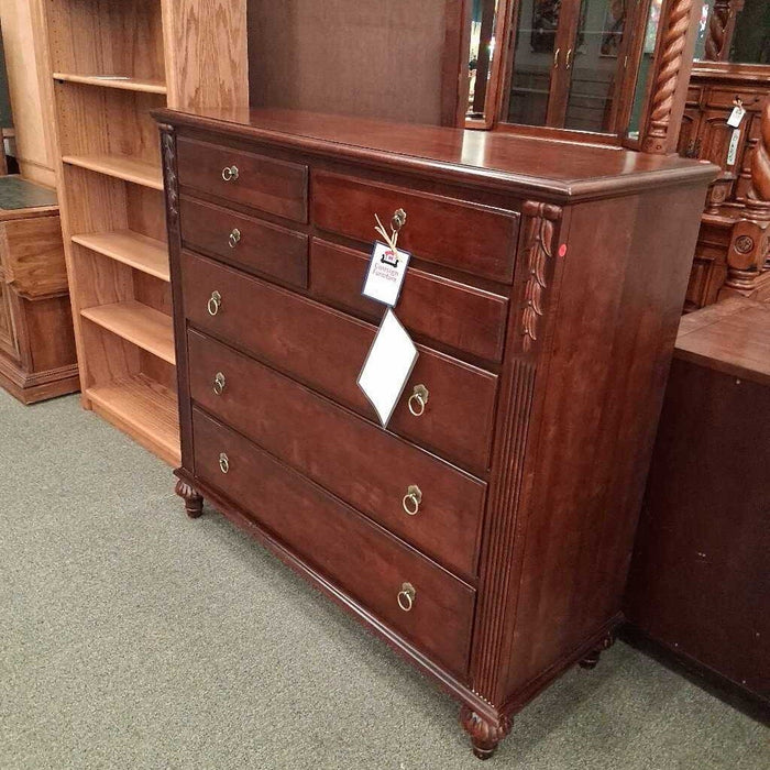 Ethan Allen Cherry 7 Dwr Dresser