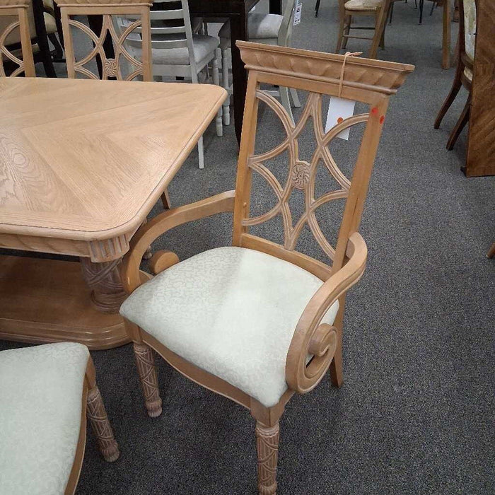 Blonde Wood Dining Table w/ 6Ch 1L