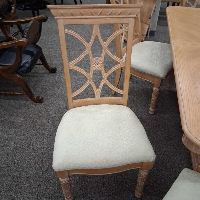 Blonde Wood Dining Table w/ 6Ch 1L