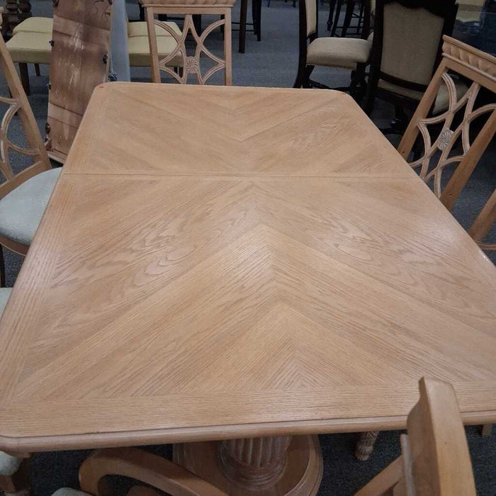 Blonde Wood Dining Table w/ 6Ch 1L