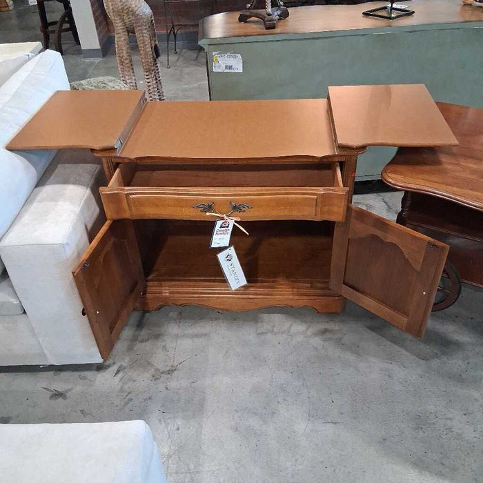 Stanley Furniture Wood Dry Bar