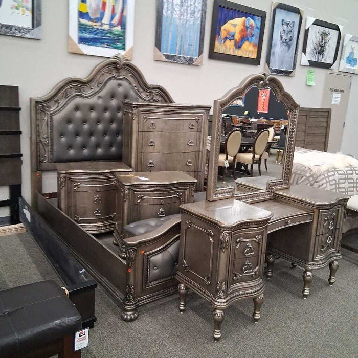 7 Pc E.K Avalon Seville Bedroom Set