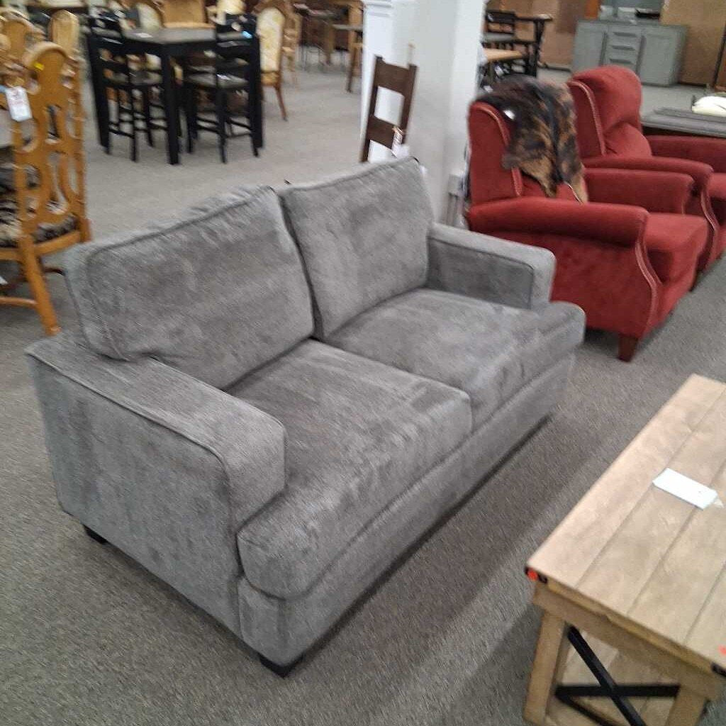 Consignment Furniture