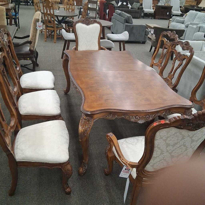 Thomasville Dining Table w/ 8ch 2L