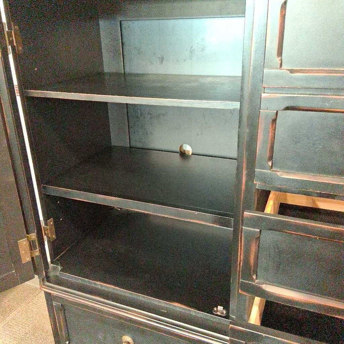 Rowley Crk CK/EK 6 Pc Black Bedroom Set