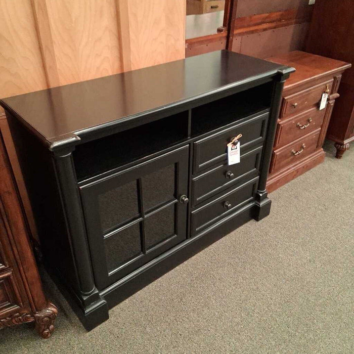 Black 3 Dwr Media Console w/ Cabinet