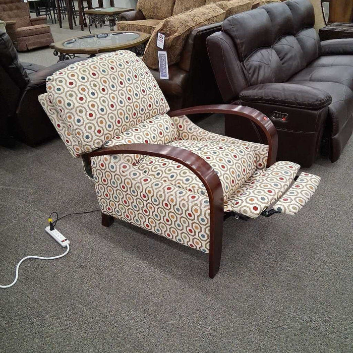 Pattern Fabric / Wood Frame PB Recliner