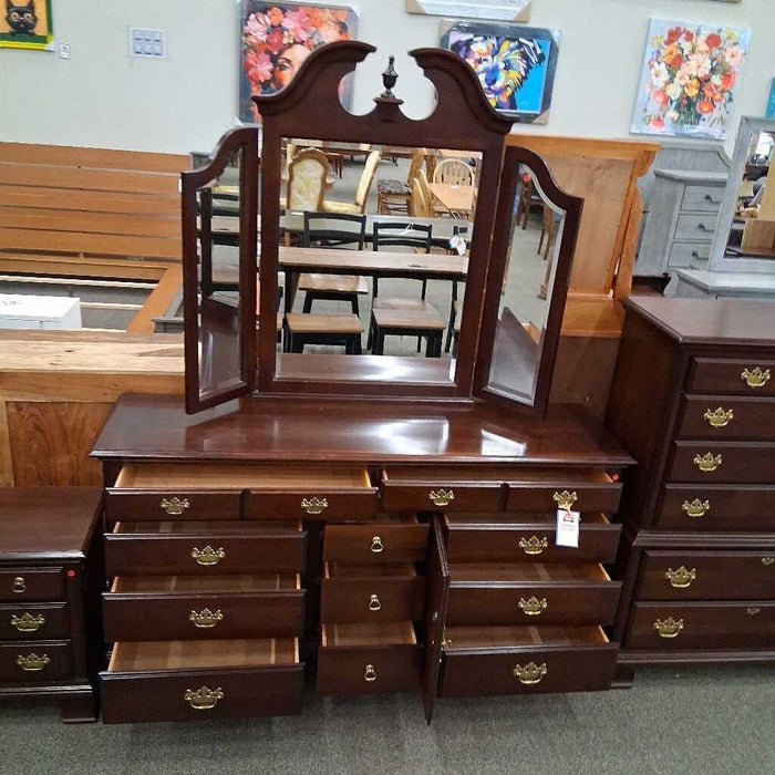 Kincaid Cherry 6 Dwr Tallboy