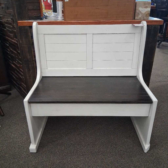 Farmhouse Style Storage Bench
