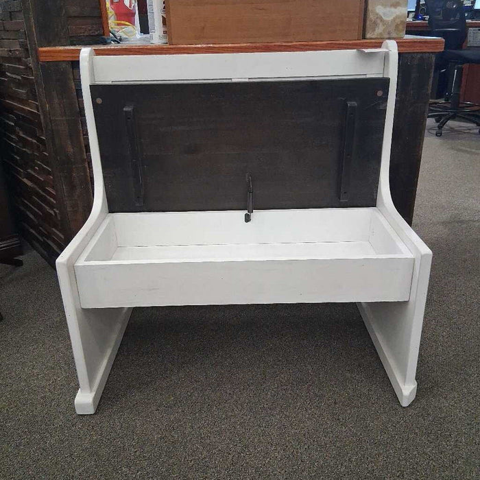 Farmhouse Style Storage Bench