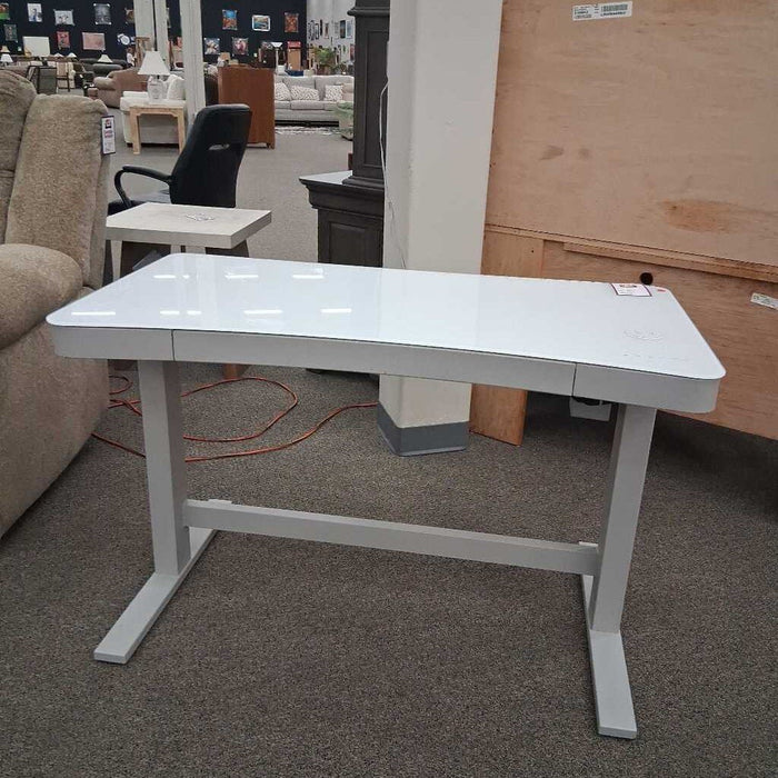 White Adjustable Desk w/ Pwr